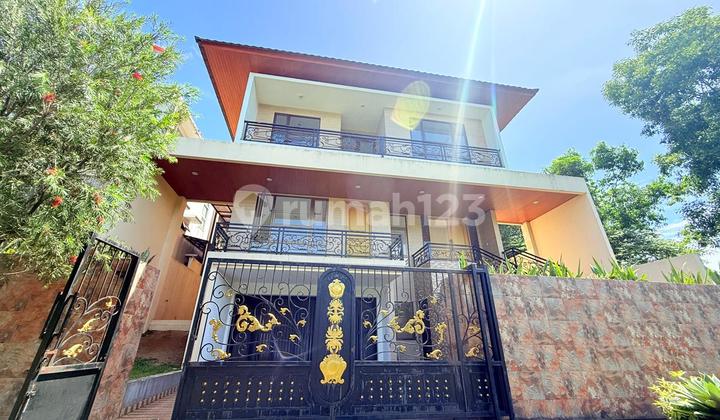 Hunian Premium 450 m² Bangunan, 3 Lantai + Kolam Renang, SHGB 2