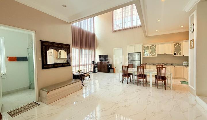 Premium 2-Story Furnished Residence with Pool and Mountain View 8