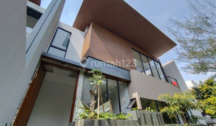 Rumah Modern 2 Lantai Dengan Lift, Private Pool Dan Kolam Renang Sudah Shm, Hanya 5 Menit Dari Exit Toldi Sentul City, Bogor 24