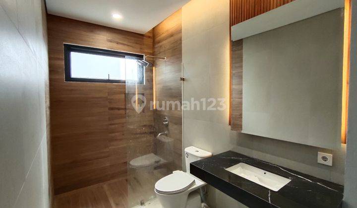 Rumah Modern 2 Lantai Dengan Lift, Private Pool Dan Kolam Renang Sudah Shm, Hanya 5 Menit Dari Exit Toldi Sentul City, Bogor 31