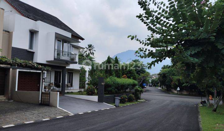 Rumah View Pegunungan Dengan Taman Depan Dan Belakang , Sudah SHM Dekat Dari Pos Satpam di Sentul City, Bogor 2