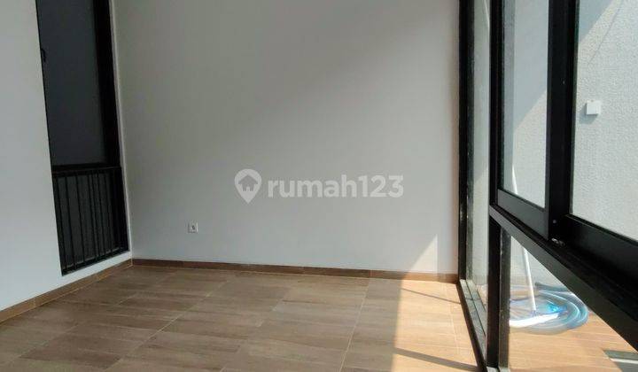 Rumah Modern 2 Lantai Dengan Lift, Private Pool Dan Kolam Renang Sudah Shm, Hanya 5 Menit Dari Exit Toldi Sentul City, Bogor 61