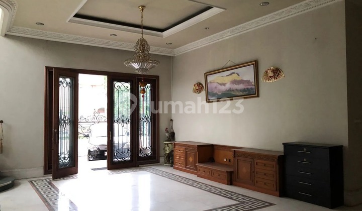 Rumah Mewah Klasik Pinisi Permai PIK 21x16 4+2KT SHM Hdp Jln Raya 2