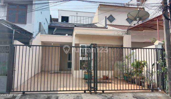 Rumah 1,5 Lantai Luas 147m2 Type 3+1kt di Taman Dutamas Jelambar Jakarta Barat 1