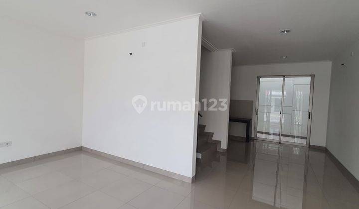 Rumah 2 Lantai Luas 6x15 90m2 Type 3+1kt di Cluster San Antonio Pik Pantai Indah Kapuk 2