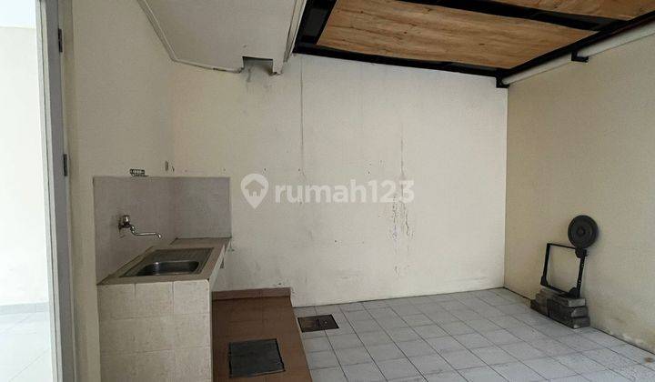Rumah 2 Lantai Luas 8x15 120m2 Type 3+1kt di San Lorenzo Golf Lake Residence Cengkareng 4