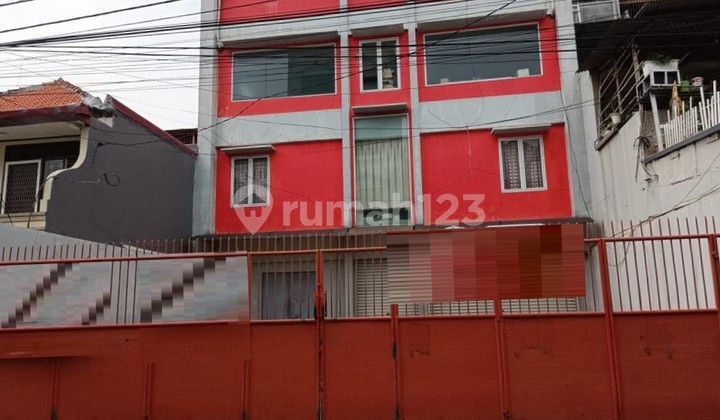 Ruko Siap Pakai 4 Lantai Luas 268m2 di Taman Sari Jakarta Barat
