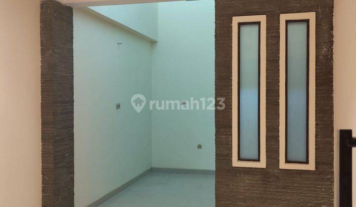 Rumah 1,5 Lantai Luas 6x17 102m2 Type 2+1kt di Kelapa Gading Jakarta Utara 2