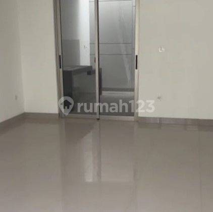 Rumah 2 Lantai Luas 4x15 60m2 Type 2+1kt di Cluster Scarlet Pik Pantai Indah Kapuk, Jakarta Utara 2