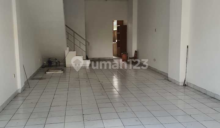 Ruko Mutiara Siap Pakai 3 Lantai Luas 4,5x15 68m2 di Taman Palem Cengkareng Jakarta Barat