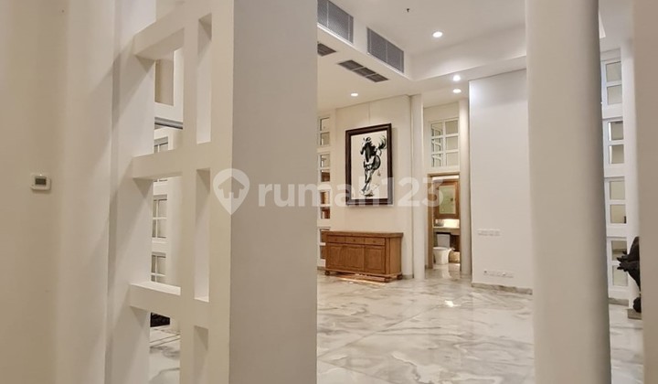 Apartemen Penthouse Hillcrest Size 170m2 Type 4+1br High Floor di Lippo Karawaci Apartemen Penthouse Hillcrest Size 170m2 Type 4+1br High Floor di Lippo Karawaci