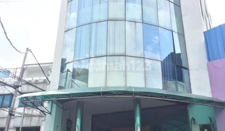 Gedung Siap Pakai 5 Lantai Luas 8x35 280m2 di Sawah Besar Jakarta Pusat