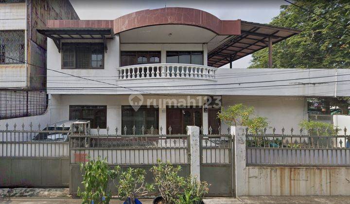 Rumah 2 Lantai Luas 326m2 Type 4+1kt di Tangki Taman Sari Jakarta Barat 1