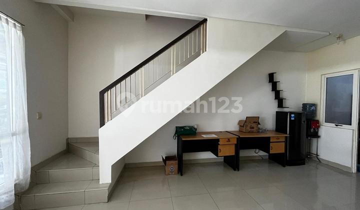 The Only One Available! 4x15 Fully Furnished House at San Lorenzo Golf Lake, West Jakarta The Only One Available! 4x15 Fully Furnished House at San Lorenzo Golf Lake, West Jakarta