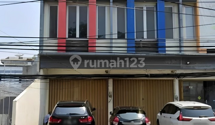 Ruko Gandeng Strategis Pinggir Jalan Raya 184m2 Cocok Untuk Usaha Ruko Gandeng Strategis Pinggir Jalan Raya 184m2 Cocok Untuk Usaha