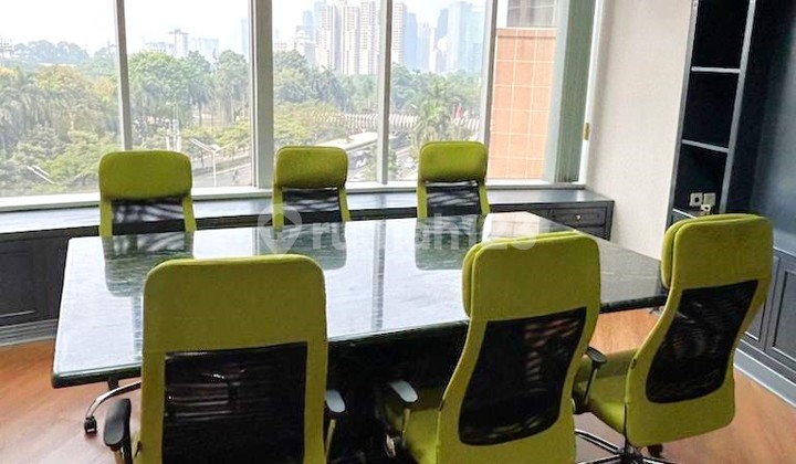 Ruang Kantor Menara Sudirman Luas 218m2 Full Furnished Strategis