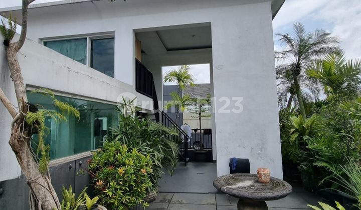 Rumah Hoek Dengan Taman Di Bintaro Sektor 6 Bintaro Jaya