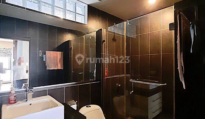 Rumah Semi Furnished Dengan Private Pool Dalam Cluster Dekat Bintaro Tangsel 2