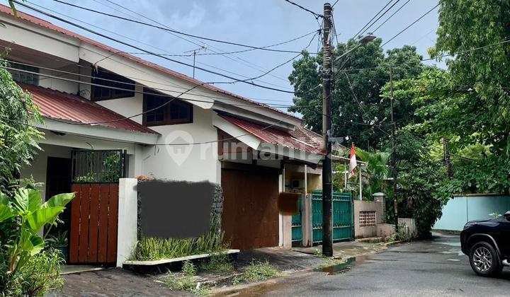 Rumah Siap Huni 2 Lantai Lokasi Strategis Di Simprug Jaksel 2