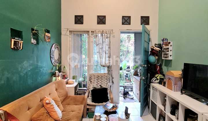 Rumah Minimalis Dalam Cluster One Gate System di Sektor 9 Bintaro Jaya