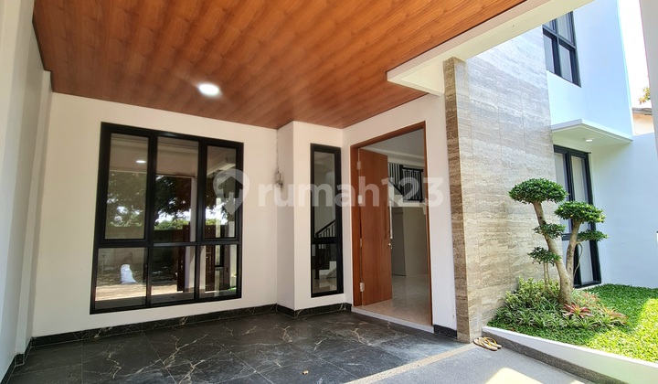 New 2-Story House Strategic Location Near Parigi Toll Gate Tangsel 2