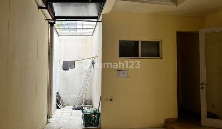 Rumah 2 Lantai Luas 8x15 120m2 Type 3+1kt di San Lorenzo Golf Lake Residence Cengkareng 5