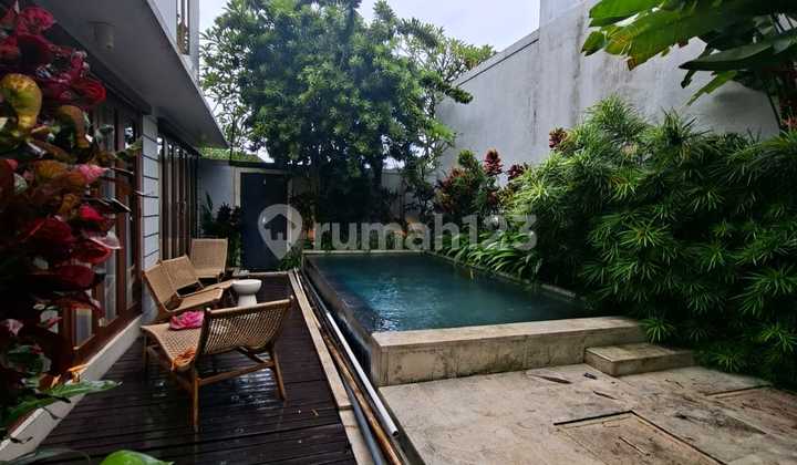 Sewa Villa 3 Kamar di Seminyak Sewa Villa 3 Kamar di Seminyak