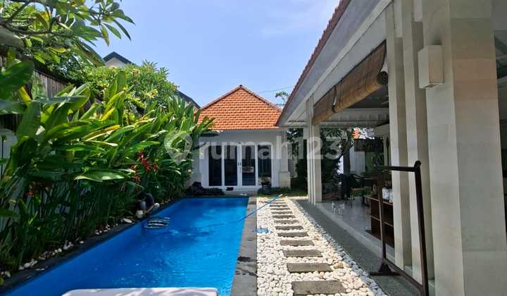 For Rent 3-Bedroom Villa Umalas For Rent 3-Bedroom Villa Umalas