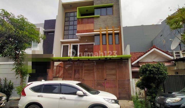 8x18 Rumah Permata Buana 3,5 Lantai Full Furnished  1