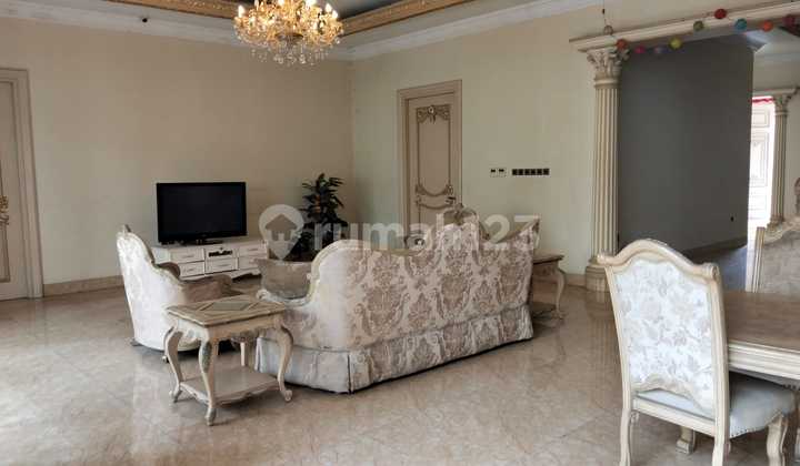 20x40 Rumah Mewah Modernland Bergaya Classic 2