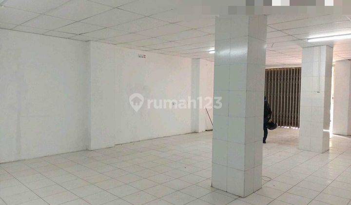 Sewa Ruang Usaha Luas Daerah Ramai Kebayoran Baru,jakarta Selatan 2