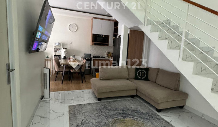 Rumah Cantik 2 LT Full Furnished di Cluster Cisaranten Arcamanik 2