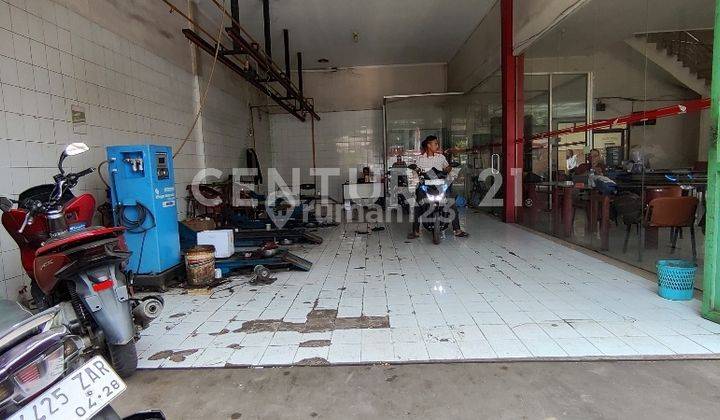 Bangunan Ex Dealer Motor Di Jual Cepat Baru Renovasi 2