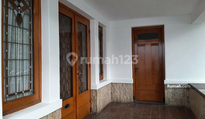 Heritage House in the Sayap Dago Area, Bandung City 2