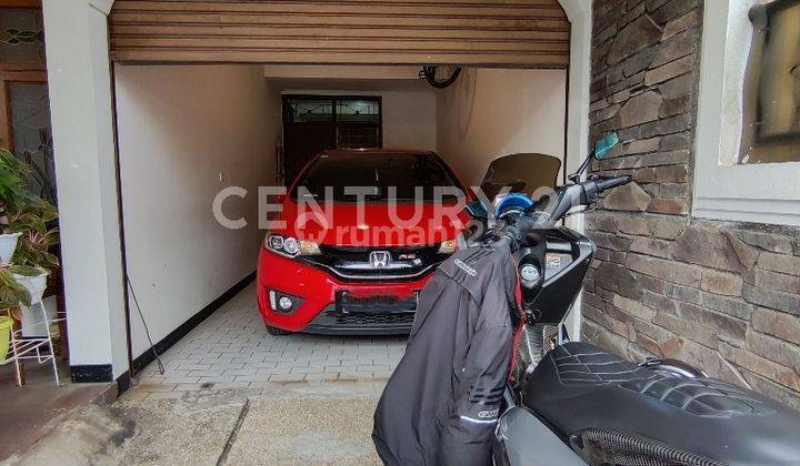 Rumah Bagus Furnished Di Kopo Permai 2,5 Kilometer Ke Toll Kopo 2