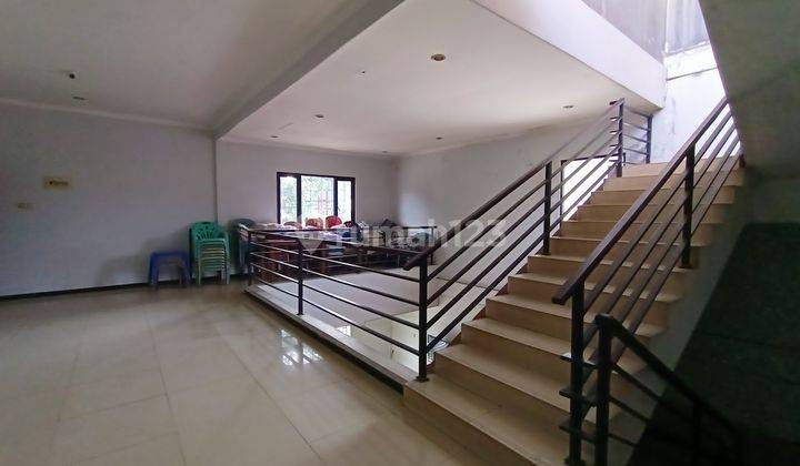 Hotel jln. Cihampelas  8