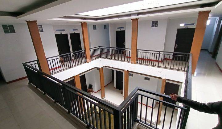 Hotel jln. Cihampelas  14