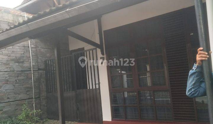 Rumah di Cibogo 2 Lantai Bagus SHM 1