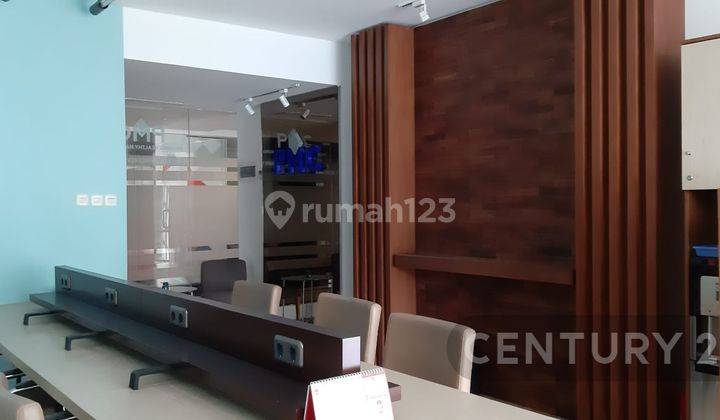 Ruang Kantor Di Commercial Hotel El Royale Bandung 1