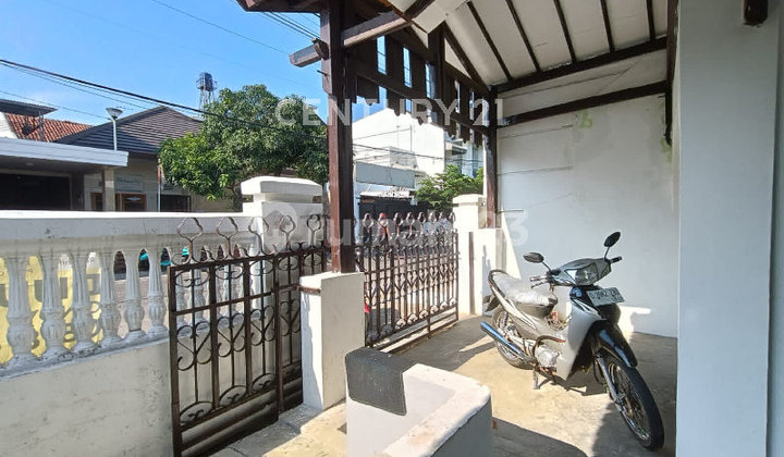 Rumah bisa untuk Usaha di Area Margahayu Raya Kota Bandung Rumah bisa untuk Usaha di Area Margahayu Raya Kota Bandung