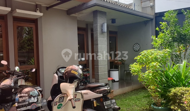 Rumah Modern Di Taman Holis Indah Bisa Untuk Kantor 1