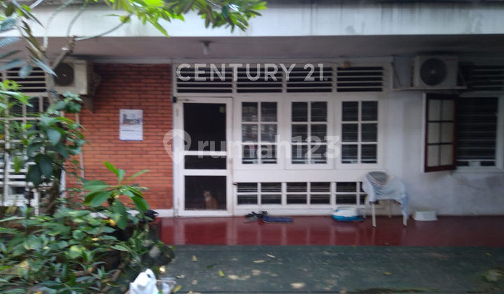 Rumah Mainroad Pos Pengumben , Kelapa Dua Jakarta Barat