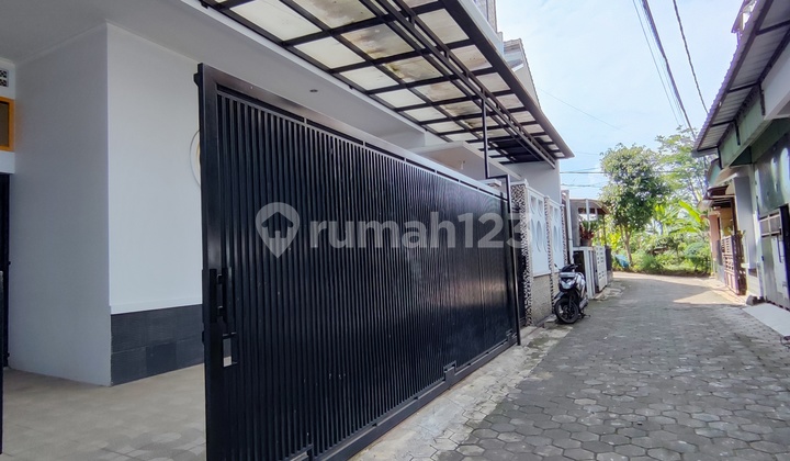 Rumah Modern Siap Huni Semi furnished Di Setiabudi Regency