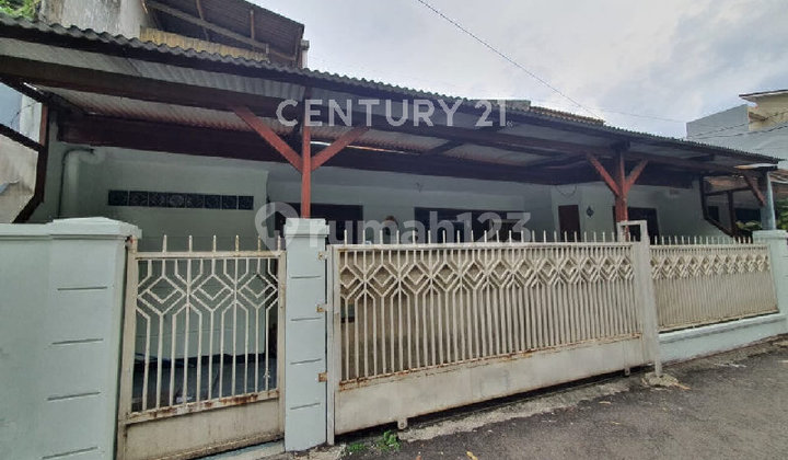 Rumah Semifurnished Siap Huni Di Area Jl. Srimahi Bandung