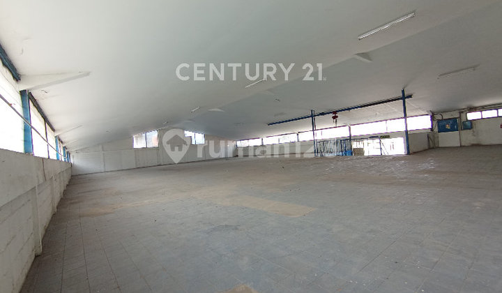 Warehouse for Rent in Cimareme, Clean, Strategic Location. Warehouse for Rent in Cimareme, Clean, Strategic Location.