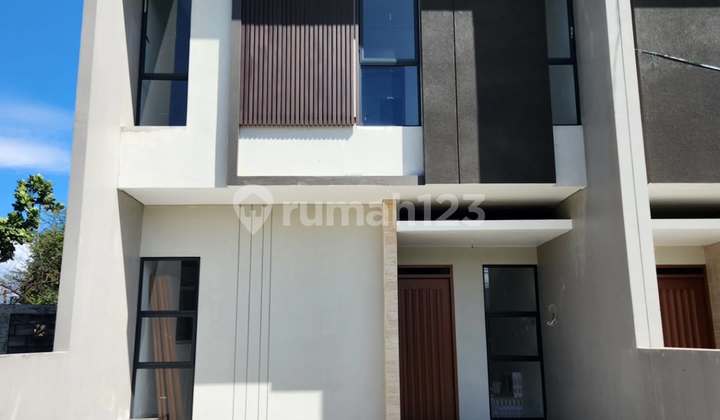 Rumah di Kawasan Elite Batununggal Bandung! Desain Modern