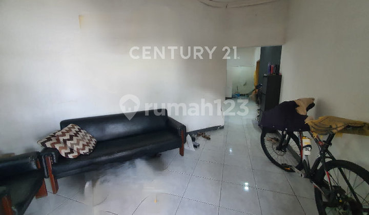 Ready-to-Occupy House, Suitable for Business, 50m to Main Road Jl.Srimahi Bandung 2