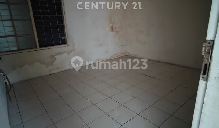 Rumah 1 Lantai Di Taman Kopo Indah 2 Patung Kuda 2