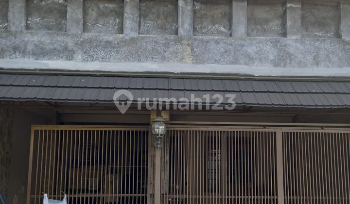 Rumah 2 Lantai Bagus SHM di Simpang Darmo Permai Selatan, Surabaya 1