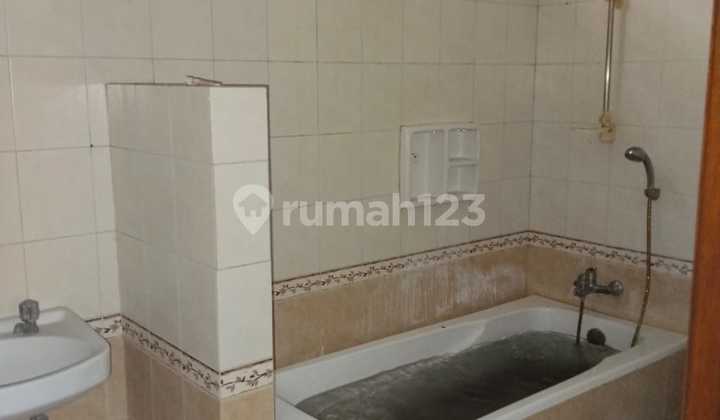 FOR SALE ROYAL GALAXY HOUSING ESTATE 2